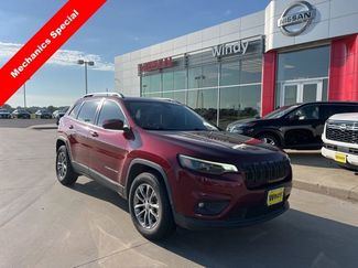 Used 2019 Jeep Cherokee Latitude Plus w/ Comfort/Convenience Group video 1