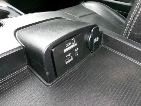 Used 2016 RAM 2500 Laramie w/ Snow Chief Group AWD/4WD image 17