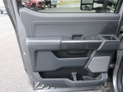 Used 2022 Ford F150 XLT w/ Equipment Group 302A High image 23