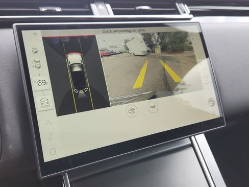 Used 2025 Land Rover Range Rover Velar Dynamic SE image 14