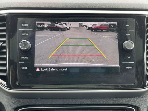 Used 2022 Volkswagen Atlas Cross Sport SEL R-Line AWD/4WD image 31