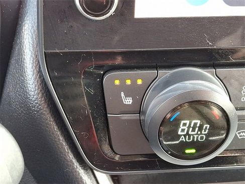 Certified 2024 Toyota Grand Highlander XLE image 23