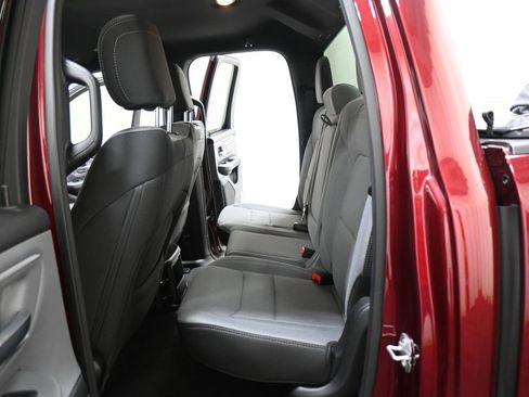 Used 2021 RAM 1500 Big Horn AWD/4WD image 8