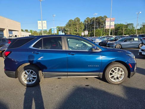 Used 2022 Chevrolet Equinox LT FWD image 4
