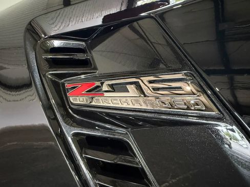 Used 2017 Chevrolet Corvette Z06 RWD image 8