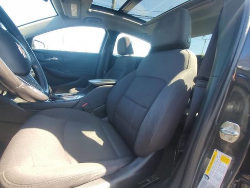 Used 2018 Chevrolet Malibu LT image 10