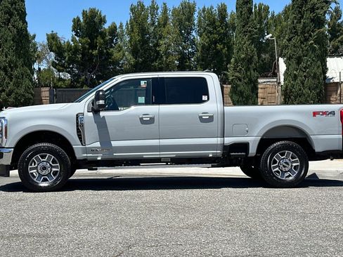 New 2026 Ford F250 4x4 Crew Cab Super Duty image 7