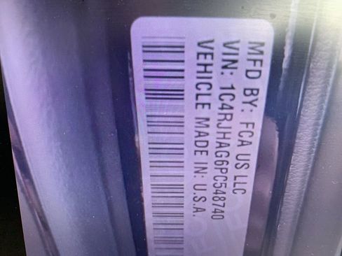 Used 2023 Jeep Grand Cherokee Laredo w/ Trailer Tow Prep Group (B) image 15