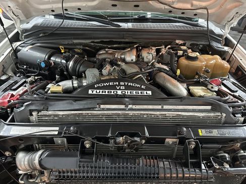 Used 2008 Ford F550 Lariat image 32