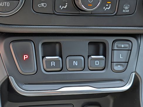 Used 2021 GMC Terrain SLE w/ Driver Convenience Package AWD/4WD image 24