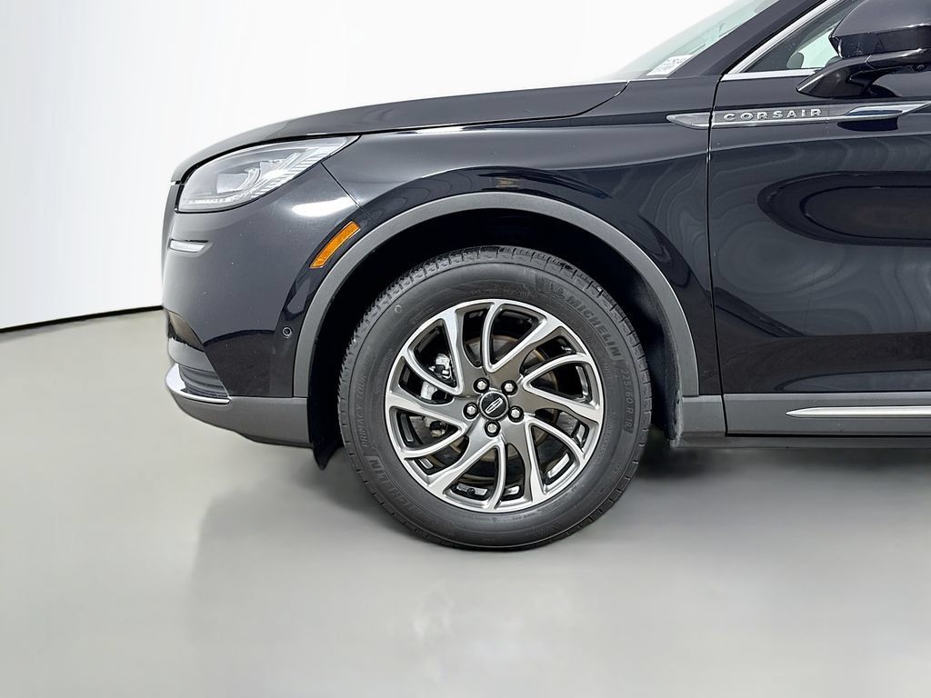 Used 2022 Lincoln Corsair AWD w/ Equipment Group 101A image 31