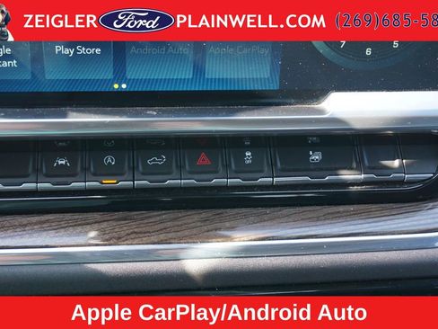 Used 2023 Chevrolet Silverado 1500 LT AWD/4WD image 20