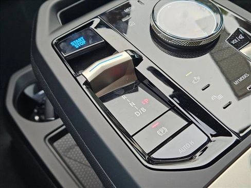 Used 2026 BMW iX xDrive45 image 14