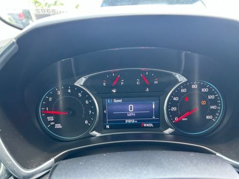 Used 2019 Chevrolet Equinox LT w/ Driver Convenience Package AWD/4WD image 7