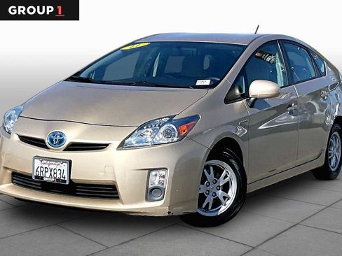 Used 2011 Toyota Prius Three w/ Navigation Pkg FWD image 1