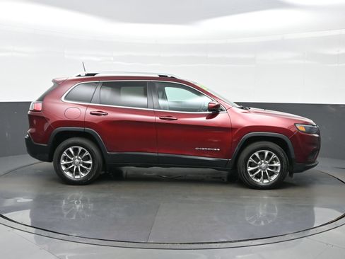 Used 2021 Jeep Cherokee Latitude Lux w/ Comfort/Convenience Group AWD/4WD image 7