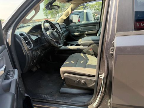 Used 2020 RAM 1500 Big Horn AWD/4WD image 5
