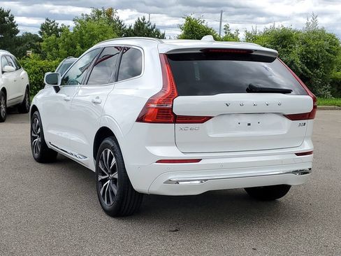 Used 2023 Volvo XC60 B5 Plus AWD/4WD image 3