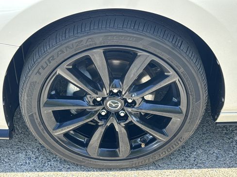 Used 2021 MAZDA MAZDA3 Hatchback w/Premium Plus Pkg AWD/4WD image 11