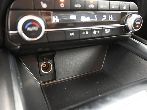 Used 2023 MAZDA CX-5 Carbon Edition image 4