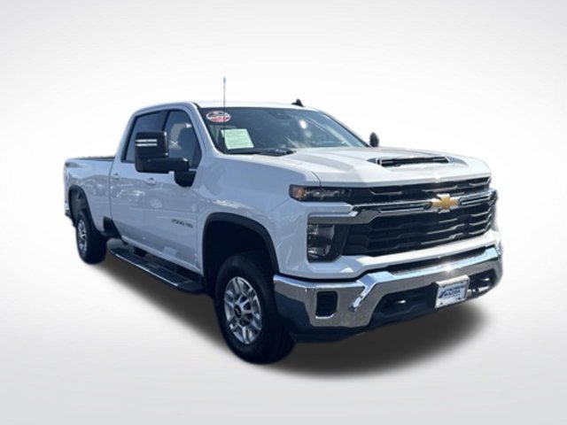 Used 2024 Chevrolet Silverado 2500 LT AWD/4WD image 9