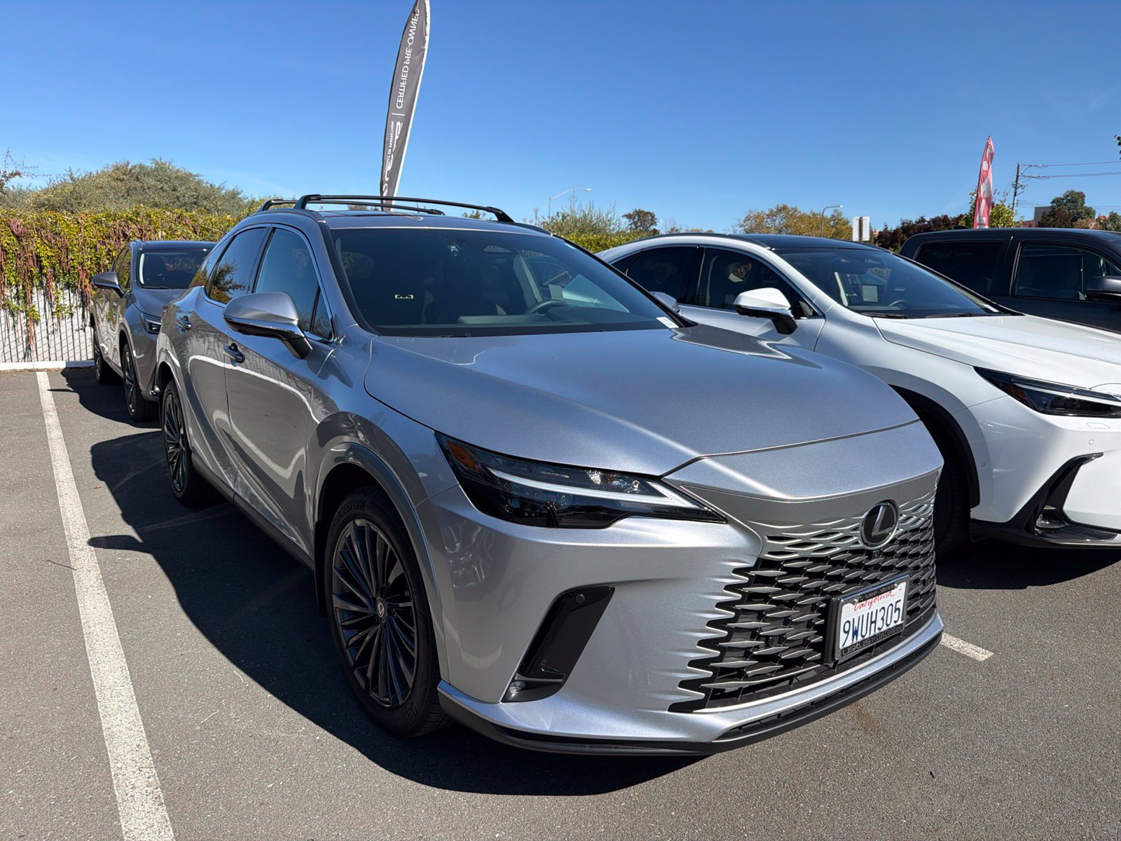 Used 2026 Lexus RX 350h w/ Convenience Package AWD/4WD image 2
