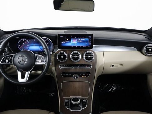 Used 2019 Mercedes-Benz C 300 Sedan image 8