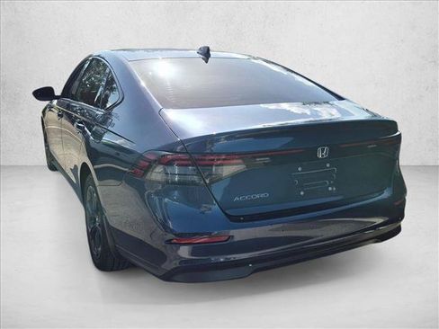 Used 2025 Honda Accord SE image 7