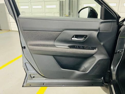 New 2026 Nissan Kicks SV FWD image 21
