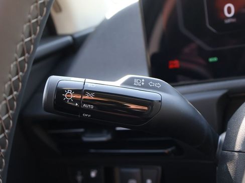 New 2025 Kia EV6 Light w/ Light LR Technology Package image 36