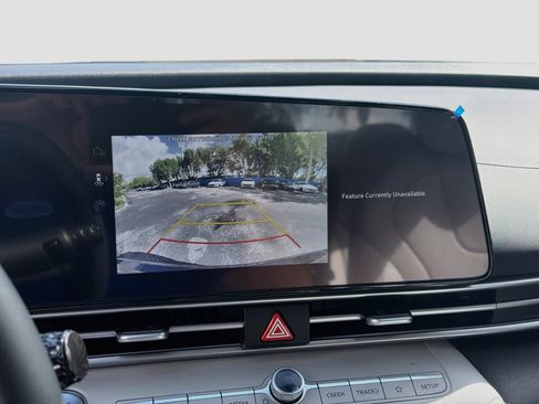 New 2026 Hyundai Elantra Limited FWD image 11