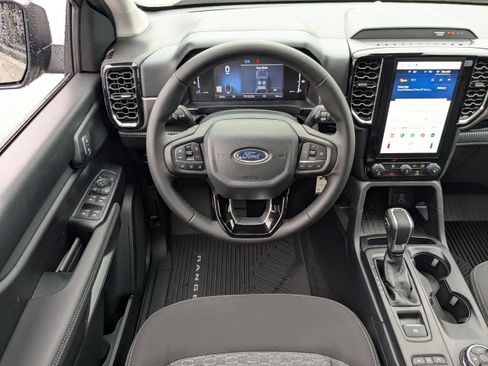 New 2025 Ford Ranger XLT w/ FX4 Off-Road Package image 15