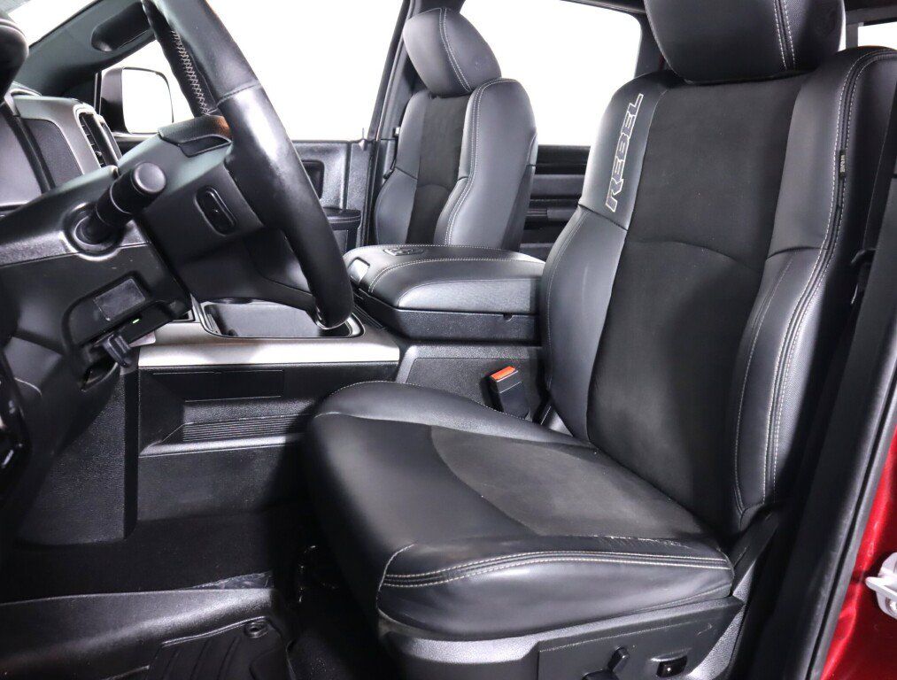 Used 2018 RAM 1500 Rebel w/ Ram 1500 Black Rebel Group AWD/4WD image 31