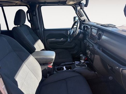 Used 2021 Jeep Gladiator Sport AWD/4WD image 15