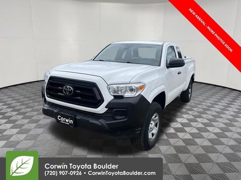 Used 2022 Toyota Tacoma SR AWD/4WD image 3
