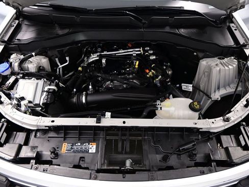 Used 2025 Ford Explorer Active w/ Active Comfort Package RWD image 41