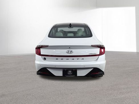 Used 2022 Hyundai Sonata Limited FWD image 15