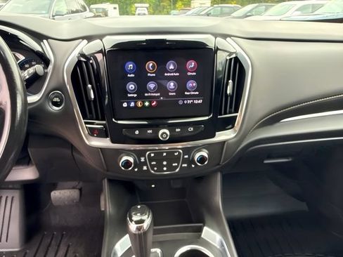 Used 2020 Chevrolet Traverse LT AWD/4WD image 26