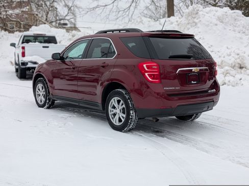 Used 2017 Chevrolet Equinox LT w/ Convenience Package image 11