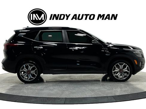 Used 2021 Kia Seltos SX w/ SX Sunroof Package AWD/4WD image 3