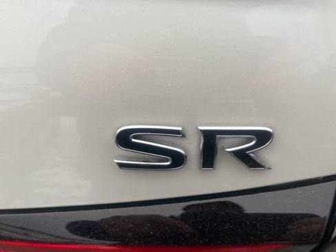 Used 2020 Nissan Altima 2.5 SR w/ Premium Package image 8