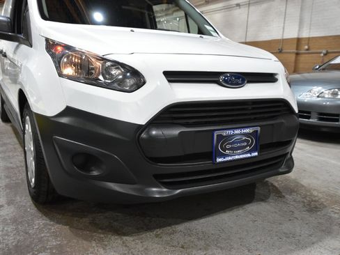 Used 2017 Ford Transit Connect XL image 3