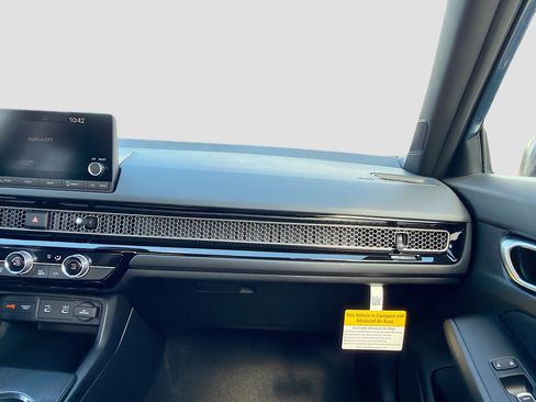 New 2026 Honda Civic Sport image 18