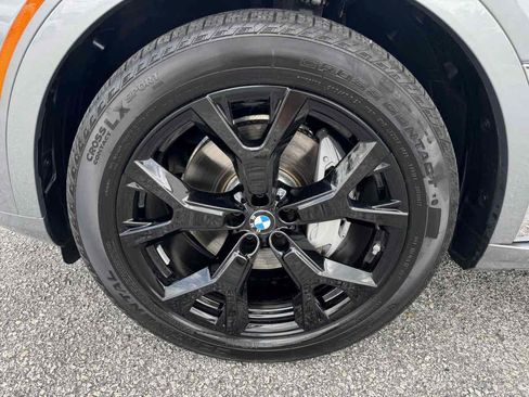 Used 2025 BMW X7 xDrive40i AWD/4WD image 35