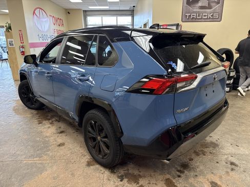 Used 2022 Toyota RAV4 XSE image 6