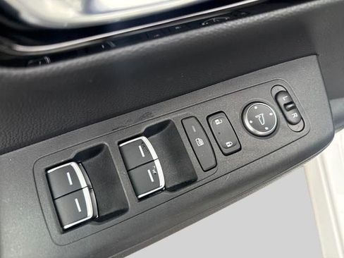 Used 2023 Honda CR-V EX-L image 5