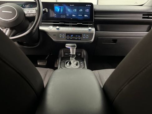 Used 2024 Hyundai Kona SEL FWD image 43