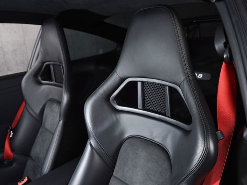 Used 2011 Porsche 911 GT3 RS RWD image 17