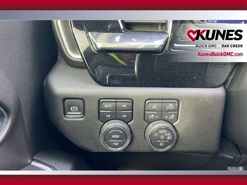 Used 2024 Chevrolet Silverado 2500 LTZ w/ LTZ Plus Package image 16