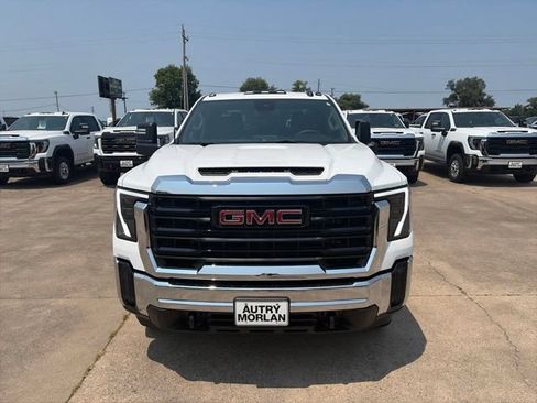 New 2026 GMC Sierra 2500 Pro AWD/4WD image 9